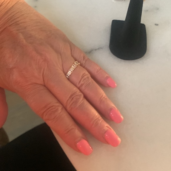 NEW HIGH END 18k Plated Eternity Ring Faux Diamonds Size 7.5 #6 - Picture 6 of 9